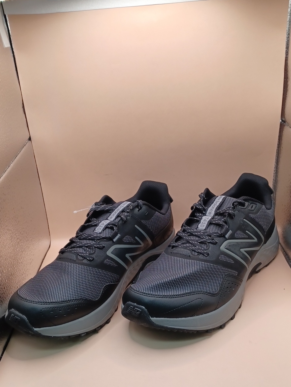 New Balance 410 V8 Trail Running Sneaker-Black Size Men 13 Women 14.5 US